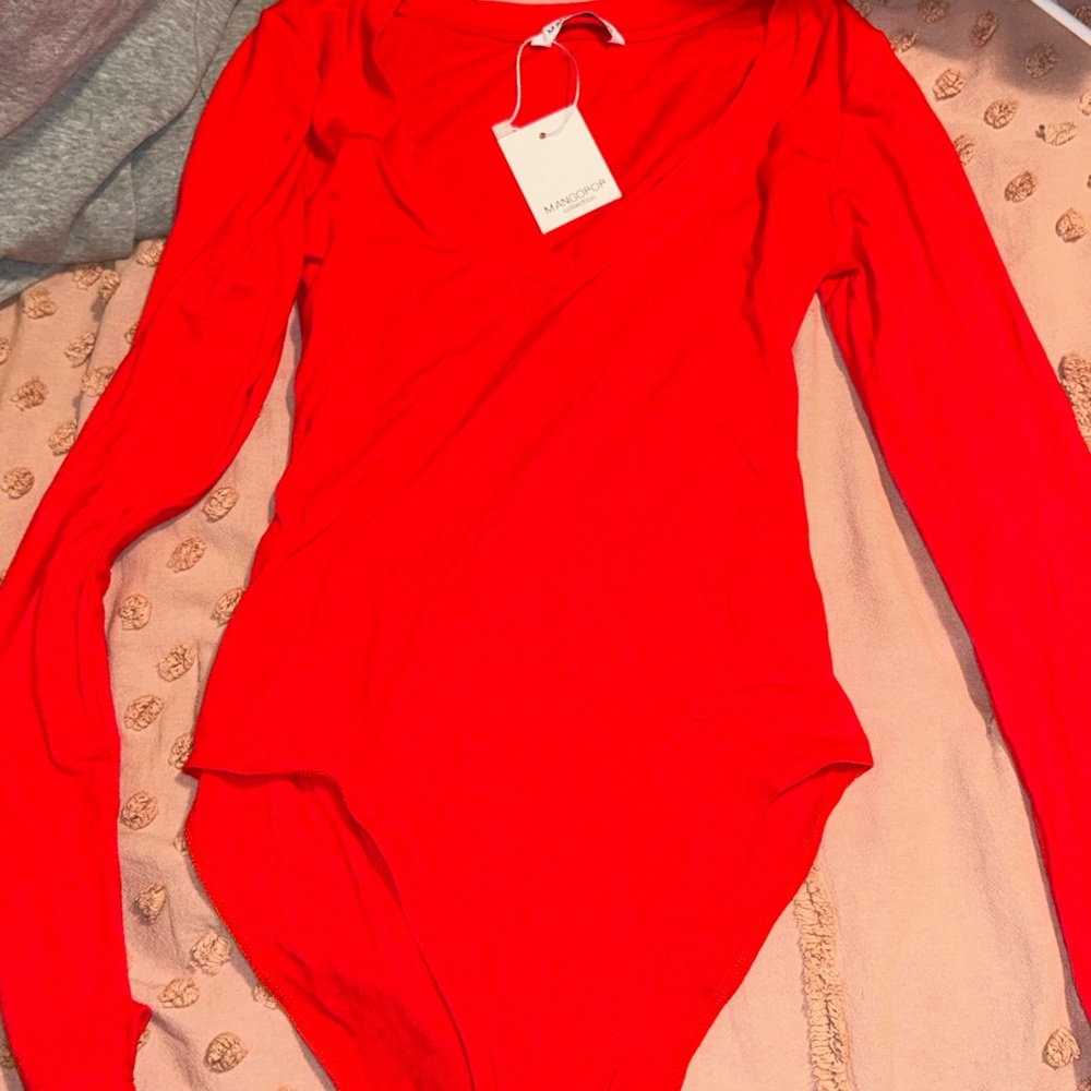 Red v-neck bodysuitt